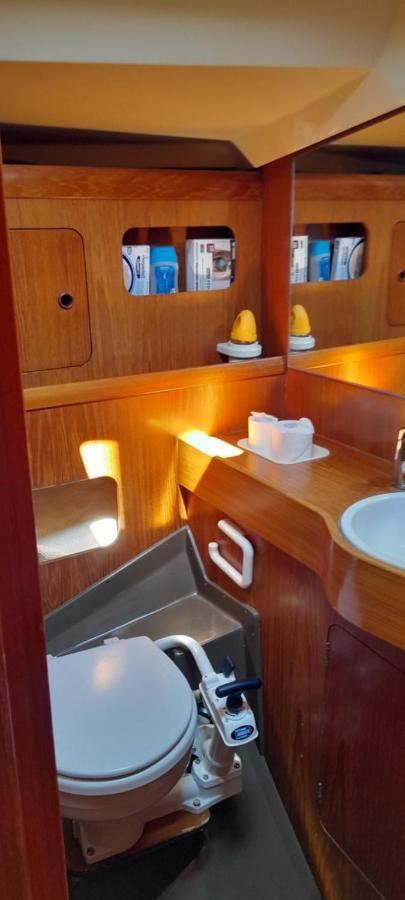 מלון לה ספציה Bed And Boat Holiday מראה חיצוני תמונה