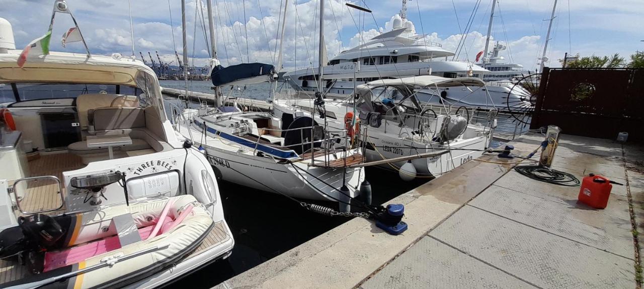 מלון לה ספציה Bed And Boat Holiday מראה חיצוני תמונה